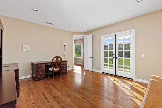 Detail Gallery Image 30 of 58 For 12213 Fairway Pointe Row, Rancho Bernardo (San Diego),  CA 92128 - 4 Beds | 4/1 Baths