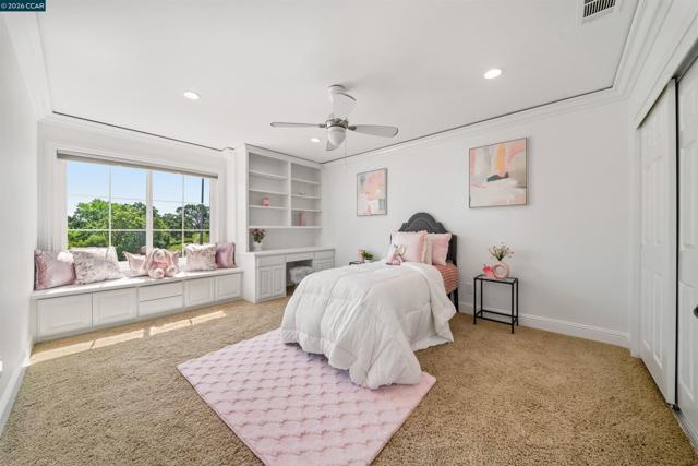 Image 36 of 60 For 812 Beaver Creek Ct