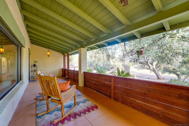 20320 Deerhorn Valley Road, Jamul, California 91935, 4 Bedrooms Bedrooms, ,4 BathroomsBathrooms,Single Family Residence,For Sale,Deerhorn Valley Road,250019383SD