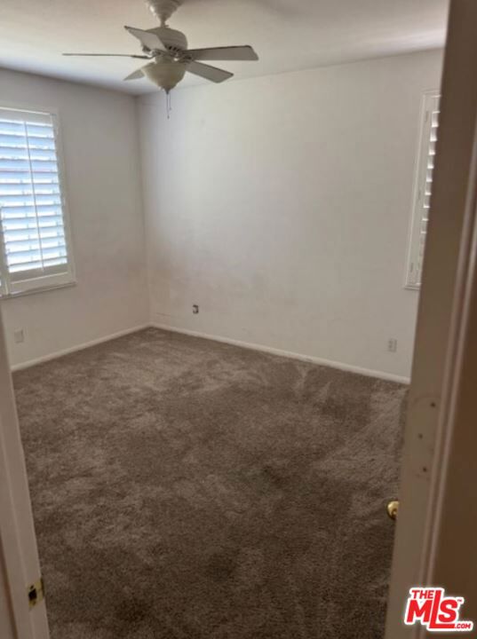 1808 Fallbrook Oaks Court, Fallbrook CA: https://media.crmls.org/mediaz/1c489d4c-f21d-43e2-b8bc-15b61bf45237.jpg