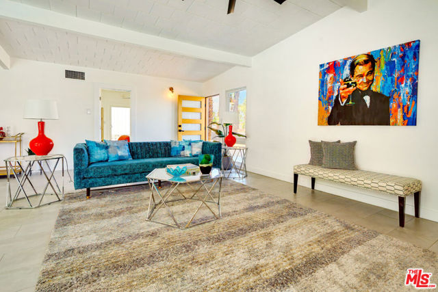 547 N Farrell Drive, Palm Springs CA: https://media.crmls.org/mediaz/1c48e8e5-c9ce-418b-a8c4-1143a4830773.jpg