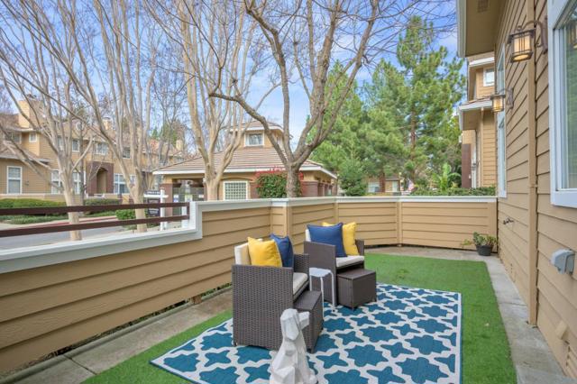 Image 54 of 59 For 545 Mill River Lane