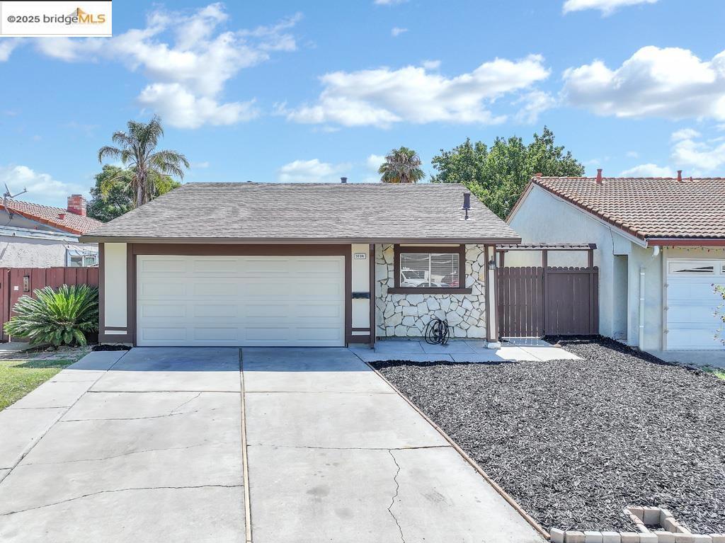 3104 Cedar Ct