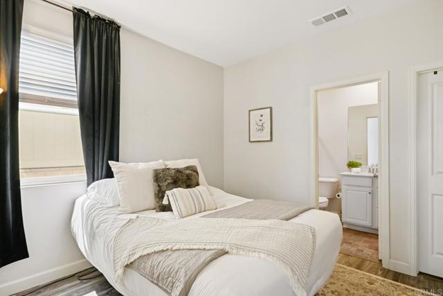 4634 Silent Knoll Drive, Fallbrook CA: https://media.crmls.org/mediaz/1c4b90a0-94a0-4310-8378-75300411a7df.jpg