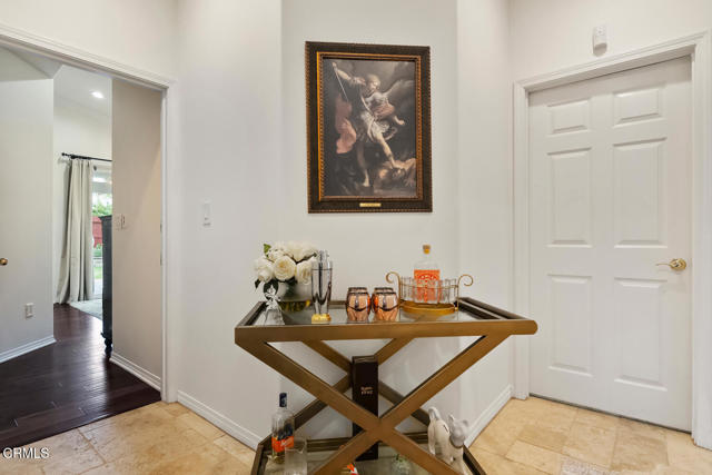 1728 Via Pajaro, Camarillo CA: https://media.crmls.org/mediaz/1c4bde14-9850-4e33-8d01-9fc0bd04ffd5.jpg