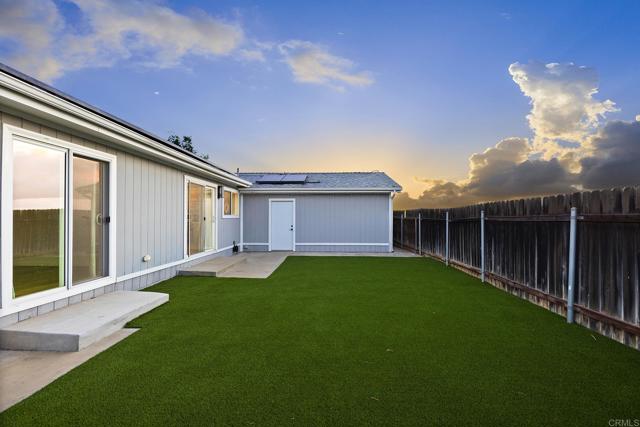 12694 Jackson Heights Drive, El Cajon CA: https://media.crmls.org/mediaz/1c4c794f-1260-4d29-a391-04ed05c0bdba.jpg