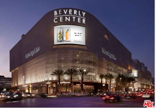 1280 S Sycamore Avenue, Los Angeles CA: https://media.crmls.org/mediaz/1c4d117e-9954-4ca8-93fd-ebc7c76342d7.jpg