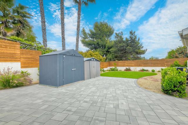 229 Yacon Street, Vista CA: https://media.crmls.org/mediaz/1c4d73cc-5c2d-4862-9b8d-ade9a98c8680.jpg