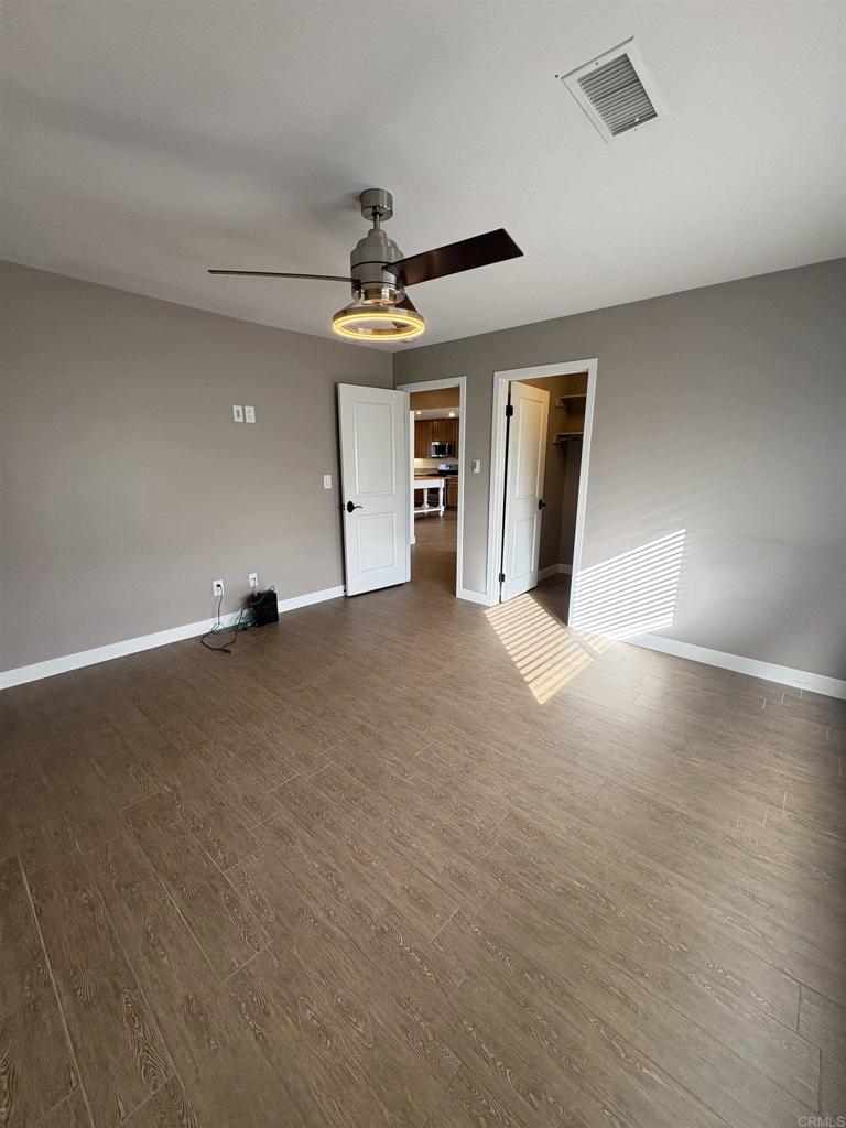 1295 Discovery St - photo 7