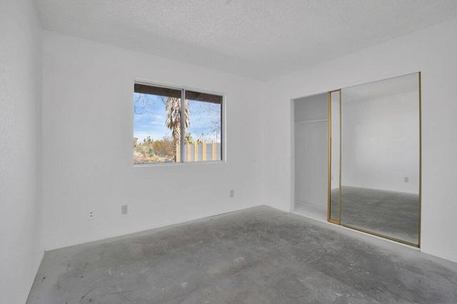 57375 Navajo Trail, Yucca Valley CA: https://media.crmls.org/mediaz/1c4e03cc-1ae8-472e-a411-2ec9d86a2d13.jpg