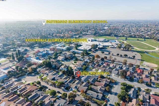 3790 Ruskin Pl, Fremont CA: https://media.crmls.org/mediaz/1c4e1df2-a920-45dc-b76a-46e305a79763.jpg
