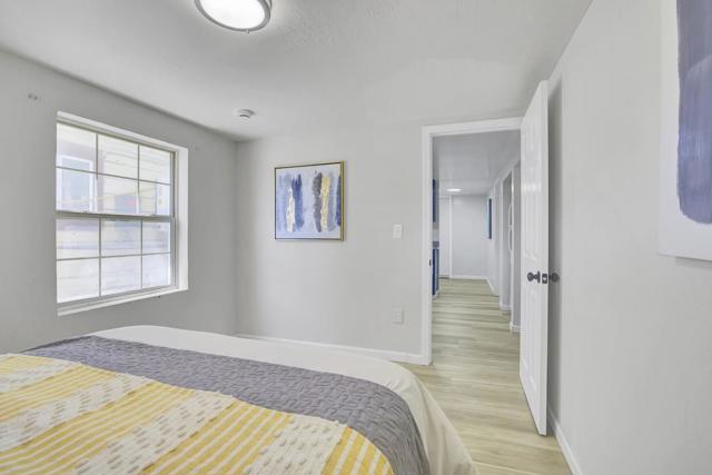 319 S 37th Street, Richmond CA: https://media.crmls.org/mediaz/1c4e9a72-f169-4719-9b27-86dc5913cee1.jpg