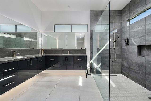 1345 Vue Place, Palm Springs, CA 92262