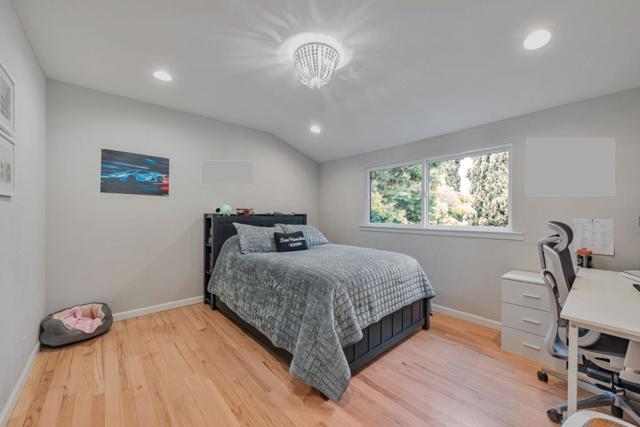 Image 36 of 47 For 1005 Lupine Drive