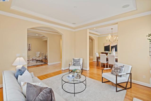 1646 Cascina Ct, Livermore CA: https://media.crmls.org/mediaz/1c51052d-3a3d-40db-9b6a-247789bb3806.jpg