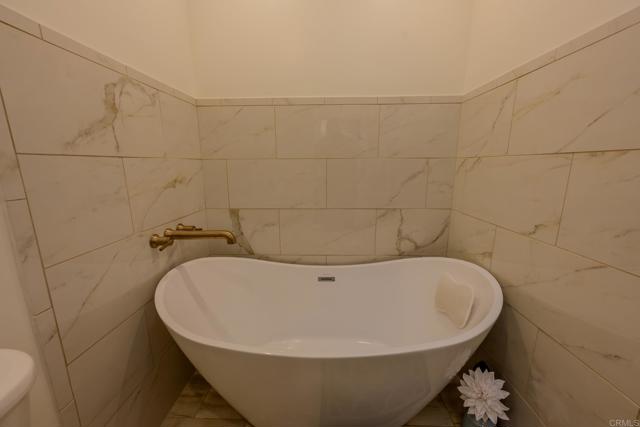 32202 Taupa Way, Pauma Valley CA: https://media.crmls.org/mediaz/1c51cb52-265f-42fd-8801-610feb5a2876.jpg