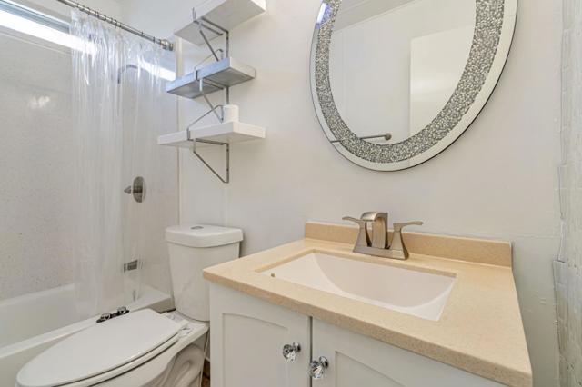 812 W Clover Road, Tracy CA: https://media.crmls.org/mediaz/1c53138c-cb0c-4729-9a7e-03aabd4a3b29.jpg