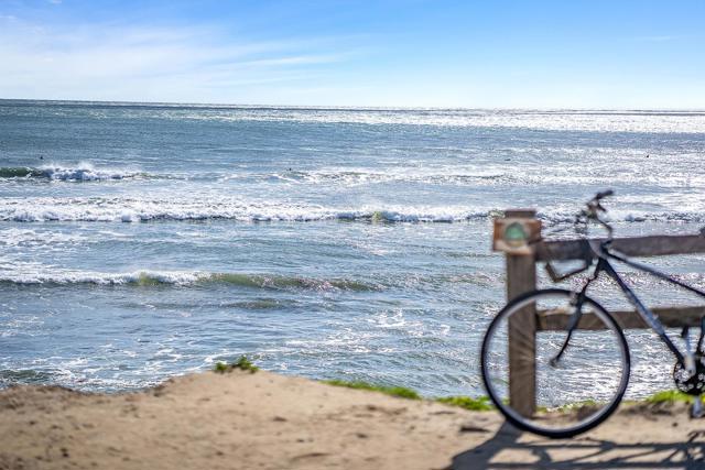 509 36th Avenue, Santa Cruz CA: https://media.crmls.org/mediaz/1c533b79-47a5-4022-b69e-925e84709bf1.jpg