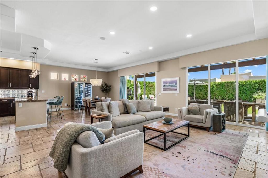 MLS #219138375PS image #2