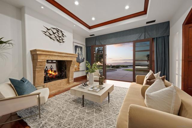 15707 Blue Crystal Trl, Poway CA: https://media.crmls.org/mediaz/1c53abc7-962d-4bfd-82d5-cb0dc0b24d12.jpg