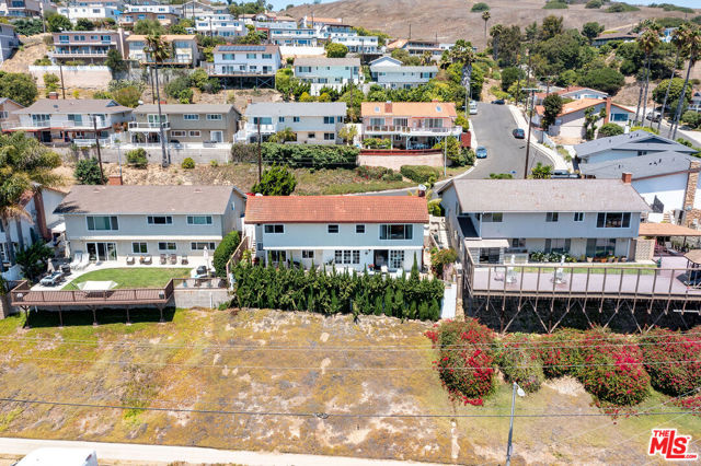 2223 Mcrae Drive, San Pedro CA: https://media.crmls.org/mediaz/1c54cd6f-47bc-4683-8df7-dbef72c3483f.jpg
