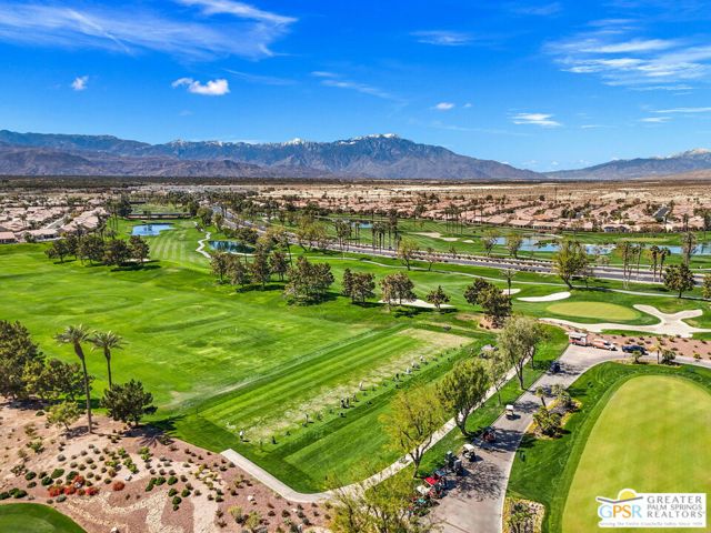 78712 Postbridge Circle, Palm Desert CA: https://media.crmls.org/mediaz/1c5522ff-2bc8-4174-8447-6283fc5faa34.jpg