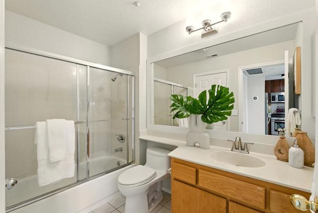 1023 Rudder Lane, Foster City CA: https://media.crmls.org/mediaz/1c58ecbc-53ba-4e8d-874e-c884199a5cc8.jpg