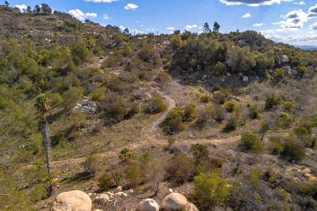 Detail Gallery Image 36 of 63 For 2494 Donnil Lane, Fallbrook,  CA 92028 - 3 Beds | 2 Baths