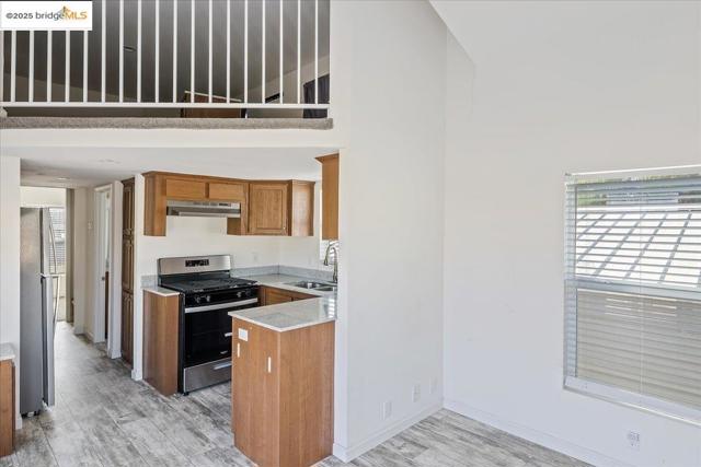 3164 Bixler Rd, Brentwood CA: https://media.crmls.org/mediaz/1c5aad01-ee7a-4bd5-9f49-78f4d8520c8e.jpg