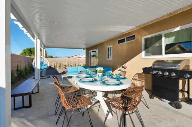 Image 4 of 32 For 83939 Carolina Court
