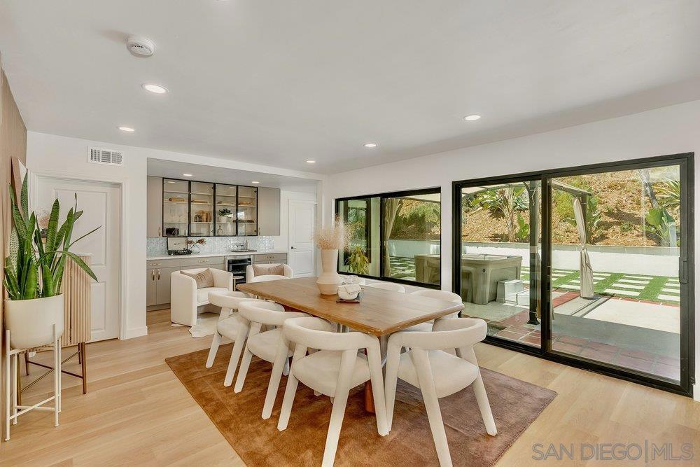 248 Avenida De Los Claveles - photo 11