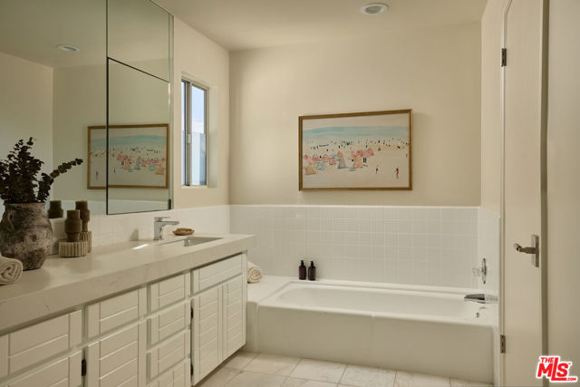 11359 Bolas Street photo 40