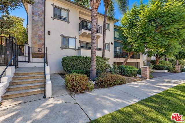 14544 Margate Street, 4 photo 17