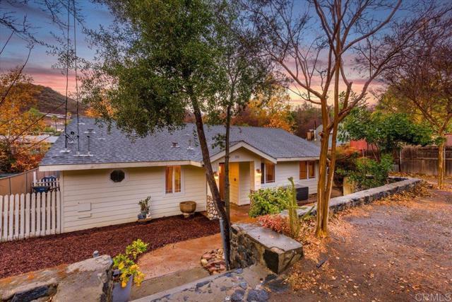 Image 1 of 35 For 933 Silverbrook Drive