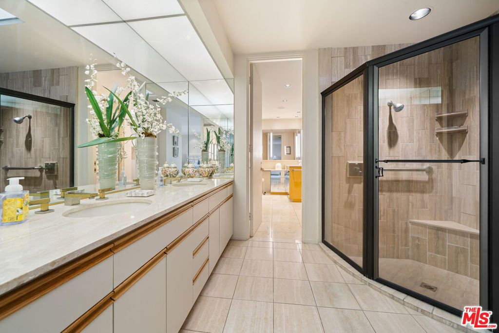 MLS #25606817 image #24