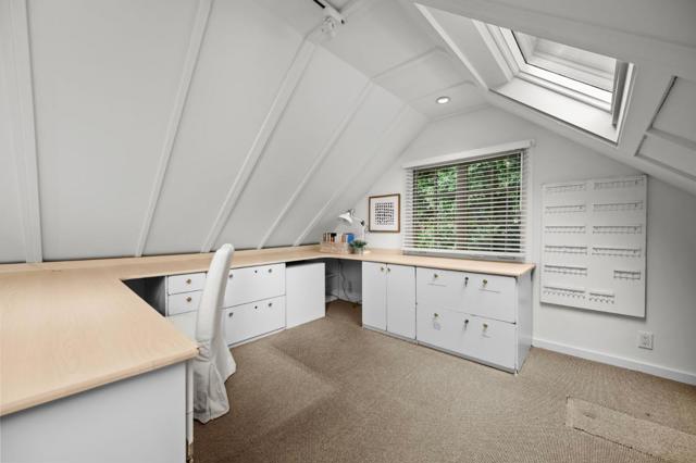 37 Lupin Lane, Atherton CA: https://media.crmls.org/mediaz/1c5da26b-e1b0-4b05-8fa7-920aa0aa1b08.jpg