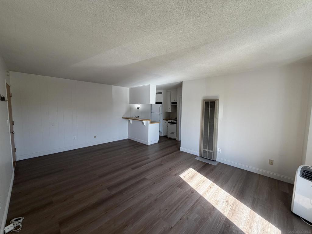 1646 Brookes Ave. - photo 4