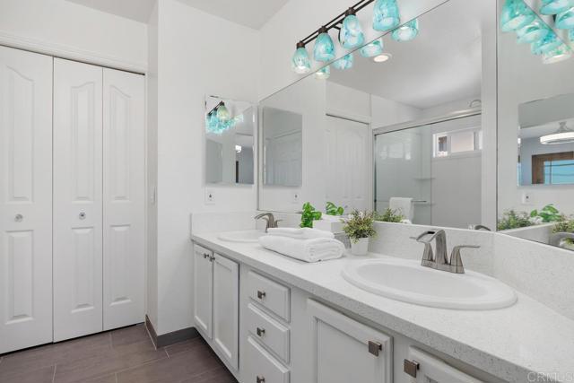 Detail Gallery Image 17 of 36 For 15778 Camino Crisalida, San Diego,  CA 92127 - 4 Beds | 3 Baths