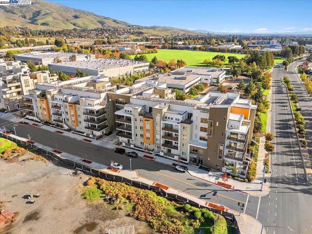 2250 Kilowatt Way, Fremont CA: https://media.crmls.org/mediaz/1c5df160-275a-42c2-90b0-d2ed8347678f.jpg