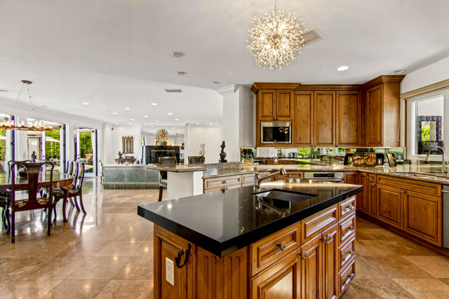 252 Camino Sur, Palm Springs, CA 92262