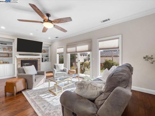 741 N N St, Livermore CA: https://media.crmls.org/mediaz/1c5fd13d-def5-4543-ac7f-91b1835ff1ab.jpg