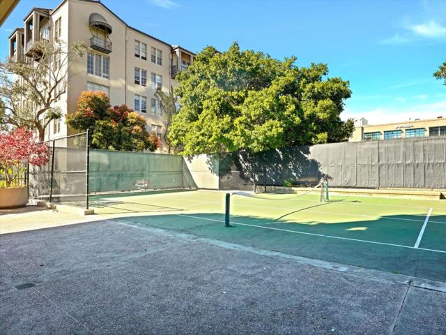 40 W 3rd Avenue, San Mateo CA: https://media.crmls.org/mediaz/1c607bc5-1add-467f-b5be-9f926cfd011a.jpg