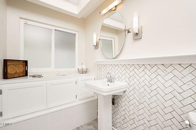 Detail Gallery Image 29 of 36 For 2546 Spinnaker Ave, Port Hueneme,  CA 93041 - 3 Beds | 2 Baths