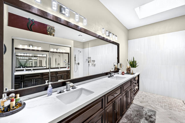 26 Alta Vista, Rancho Mirage CA: https://media.crmls.org/mediaz/1c6264f1-8982-4e4b-a1d6-bc60ac32e15a.jpg