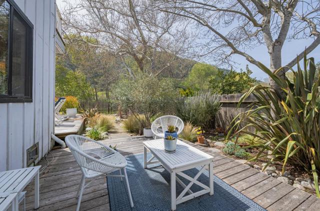 75 Paso Hondo, Carmel Valley CA: https://media.crmls.org/mediaz/1c632fd9-34b2-4965-b144-4c1063b1bfee.jpg