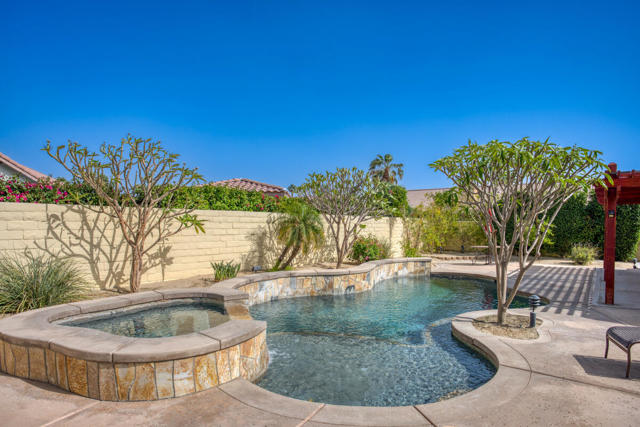 Image 34 of 49 For 44450 Ocotillo Drive