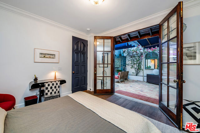 1925 Curson Place, Los Angeles CA: https://media.crmls.org/mediaz/1c64c3d9-346f-437d-a279-f720dfc86e8c.jpg