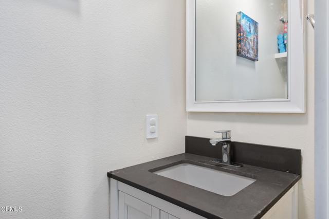 Detail Gallery Image 15 of 18 For 879 S B St, Oxnard,  CA 93030 - 2 Beds | 2/1 Baths