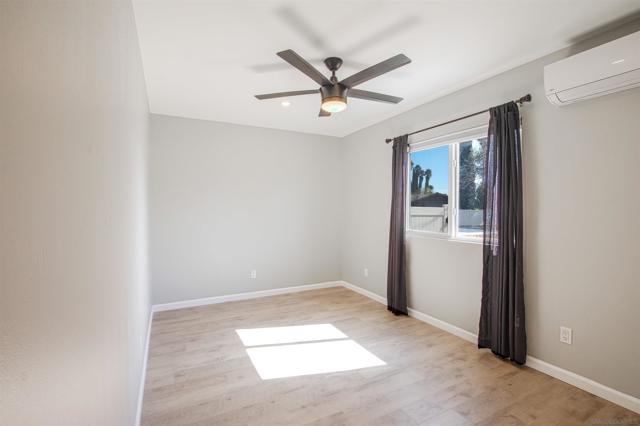 1996 Rohn Rd, Escondido CA: https://media.crmls.org/mediaz/1c67f7dc-1516-4250-960f-cfacca71cab9.jpg