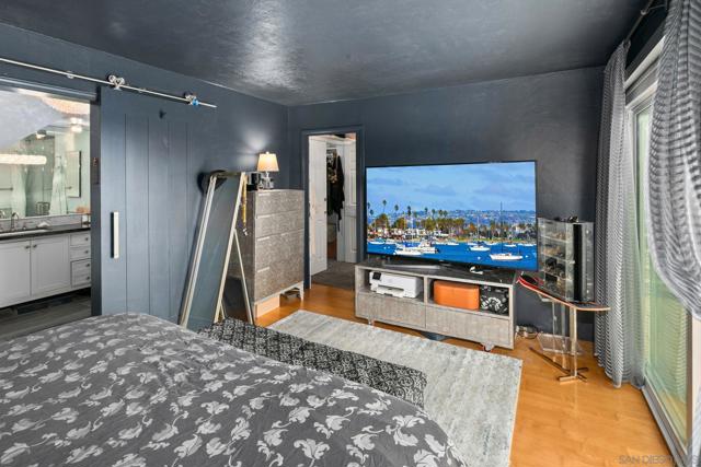 1694 Torrance St, San Diego CA: https://media.crmls.org/mediaz/1c68deda-32e6-4c75-a0e9-285e445c5c5f.jpg